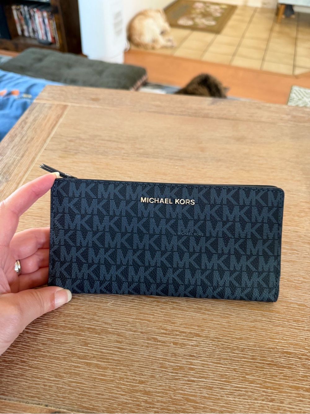 Michael Kors Men's Black Signature Continental Zip Wallet